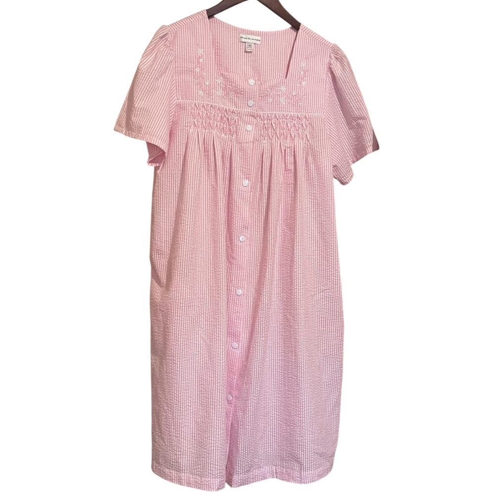 Miss Elaine Seersucker Short Robe With Pockets Snap up front Size XL